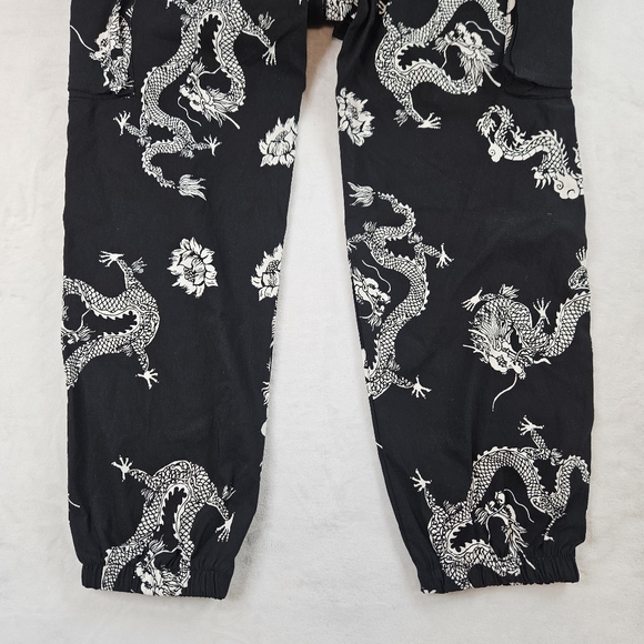 Like an Angel Dragon Cargo Joggers Black Lotus Flower size Extra Large Y2K Pants - Picture 6 of 7